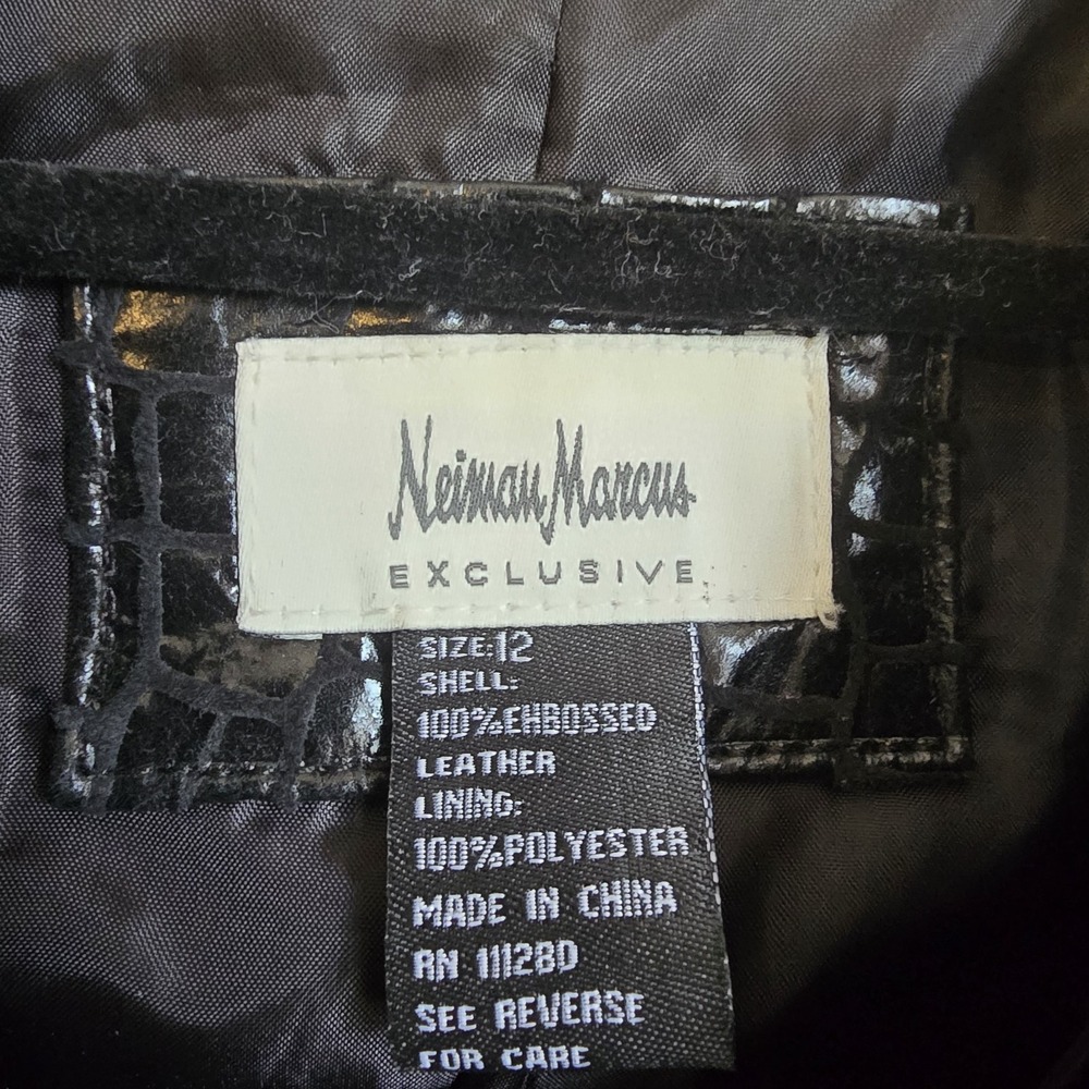 Vintage Neimam Marcus Y2K Faux Alligator Black Leather Jacket Size 12 - Picture 2 of 16
